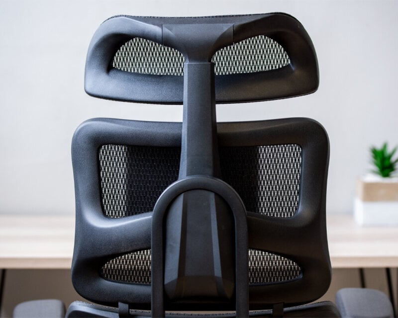 comfortline chair with headrest